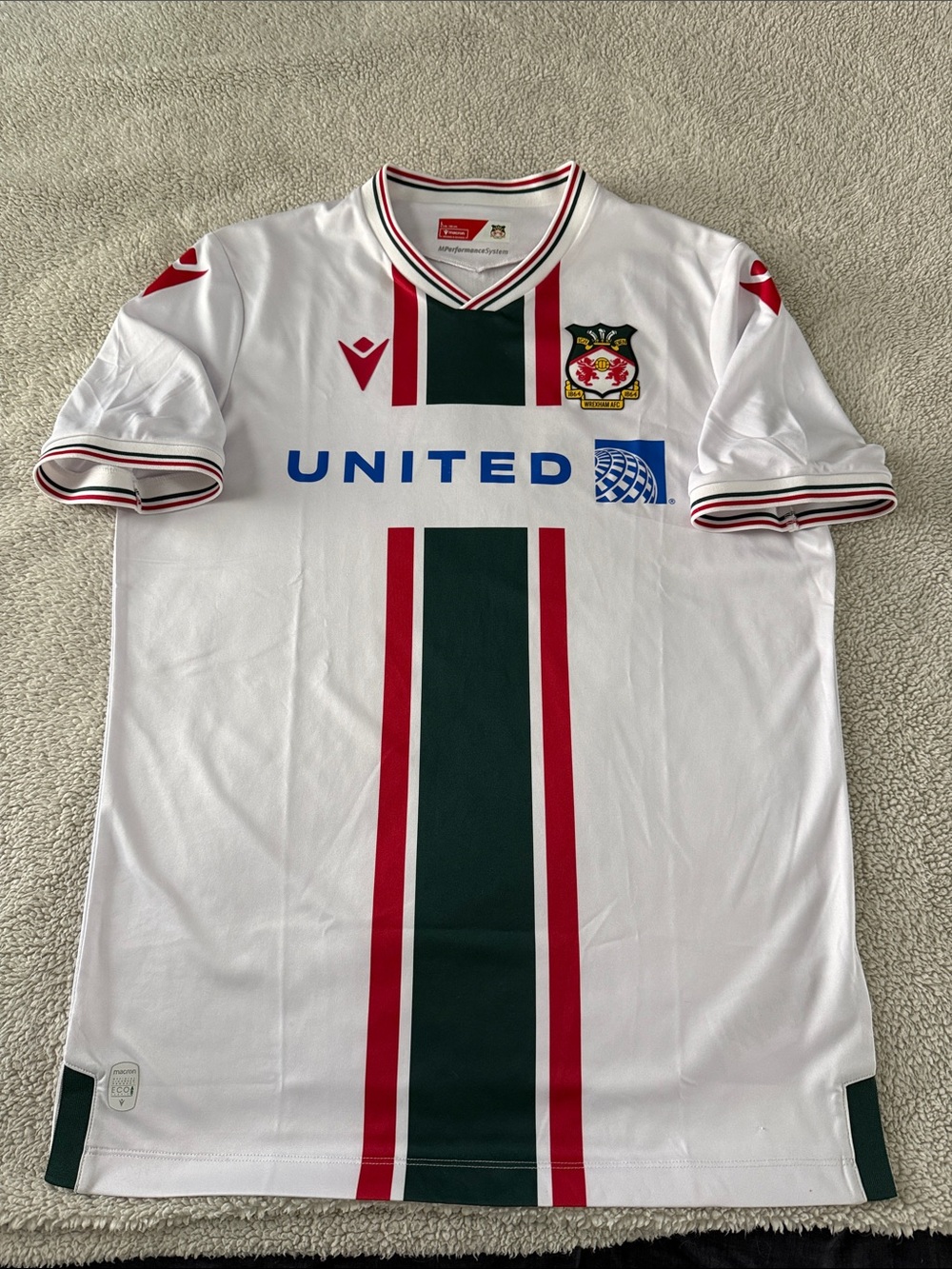 AFC Wrexham 🏴󠁧󠁢󠁷󠁬󠁳󠁿 2023-24 Macron Player Edition Jersey